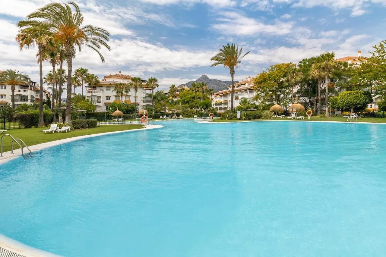 Dama De Noche - Apartamento A 3 Minutos De Puerto Banus Marbella