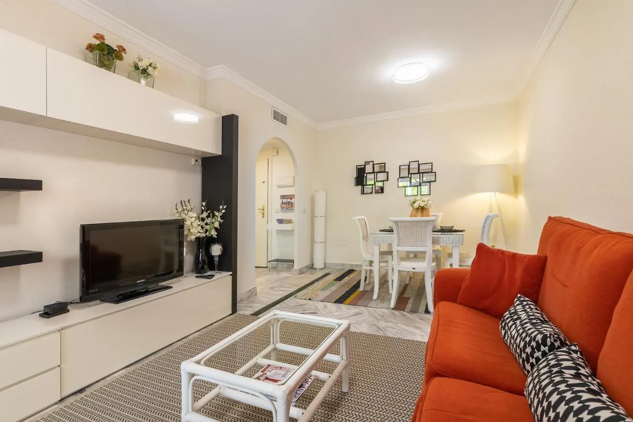 Dama De Noche - Apartamento A 3 Minutos De Puerto Banus Marbella
